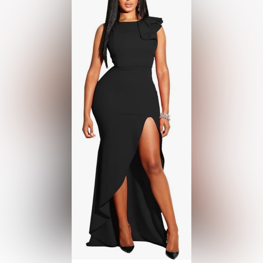 MIZOCI FULL LENGTH DRESS (NWT)